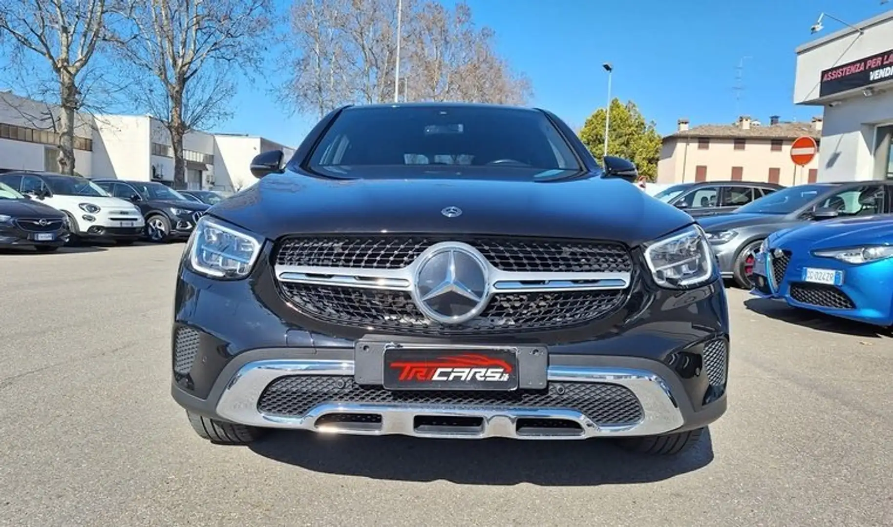 Mercedes-Benz GLC 200 2019 Coupe d Sport 4matic auto PERMUTE Noir - 2
