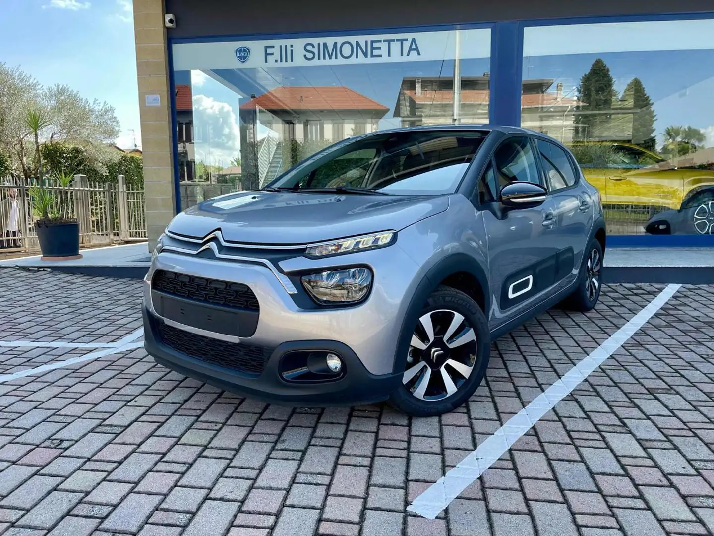 Citroen C3 PureTech 110 S&S Max - AZIENDALE Silber - 1