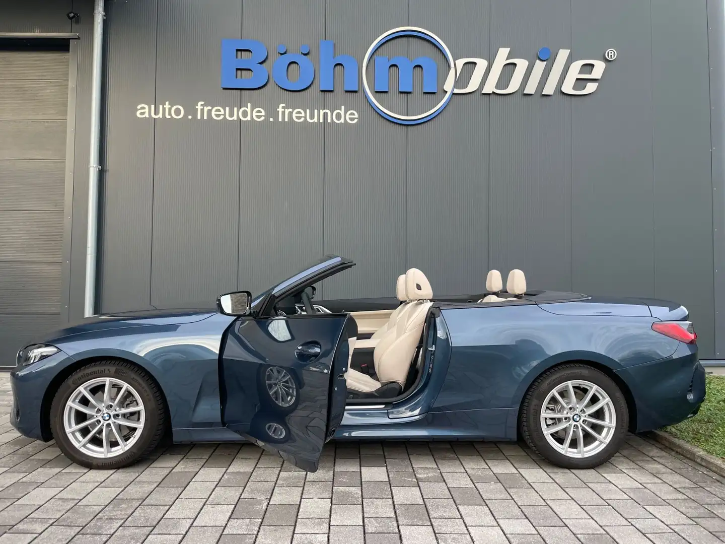 BMW 420 i Cabrio/ACC/Facelift/Leder Oyster/1.Hand Blau - 2
