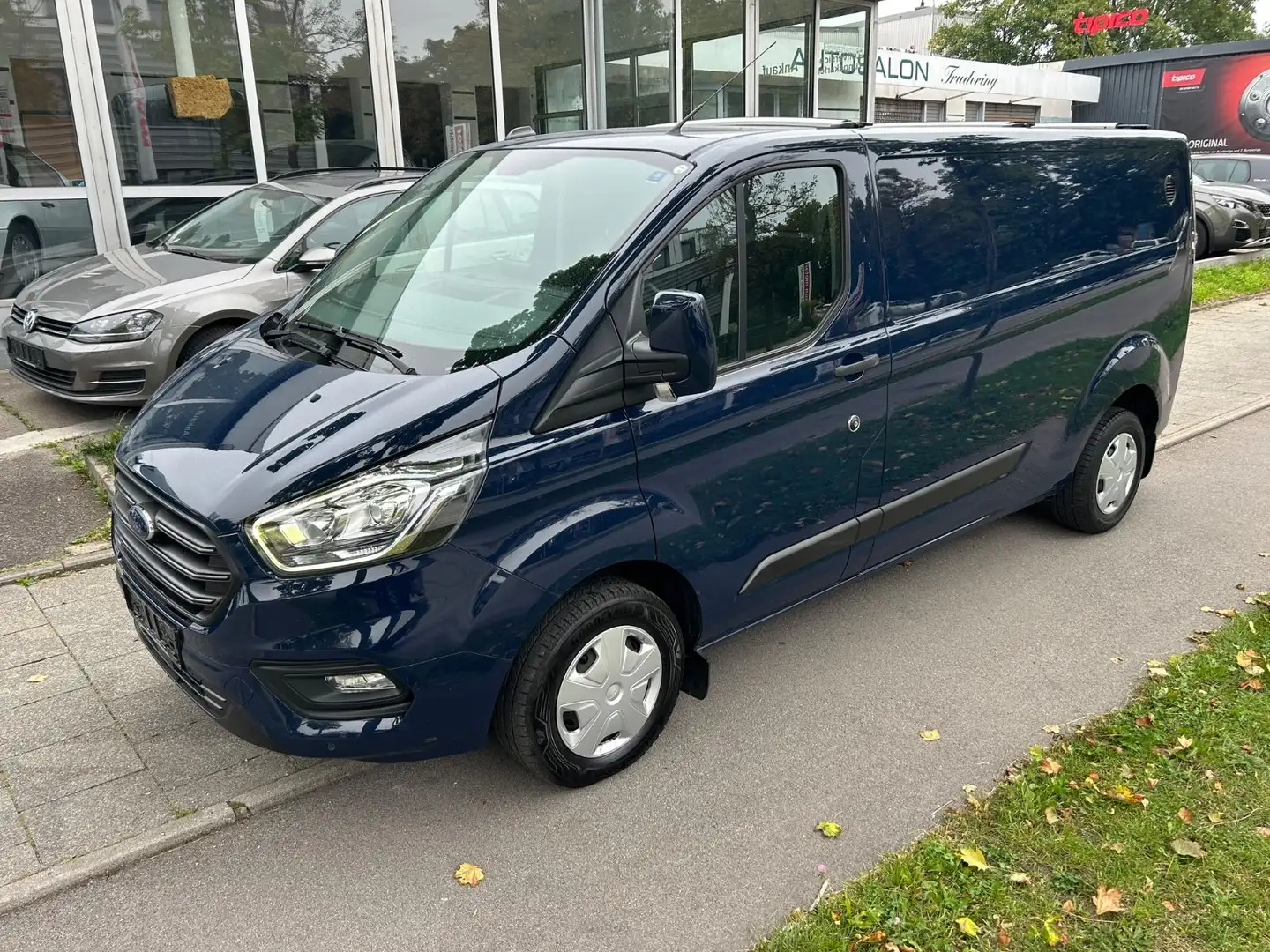 Ford Transit Custom L2 lang Dachträger AHK 2.8t PDC Blau - 1