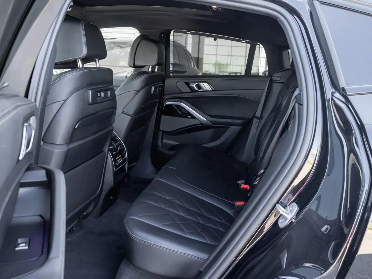 BMW X6 снимка BMW X6