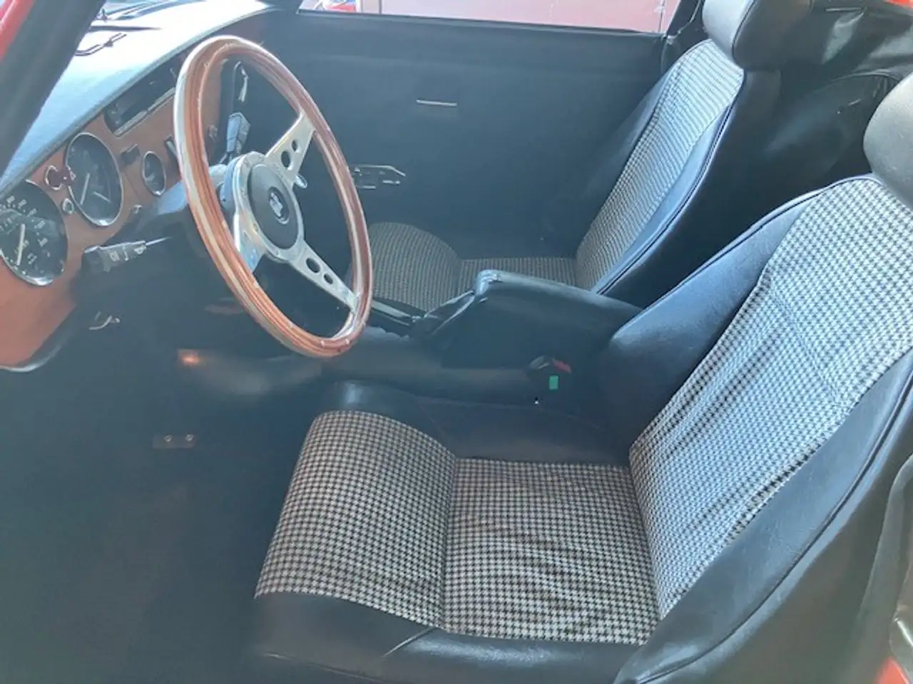 Triumph Spitfire 1500, foto 7