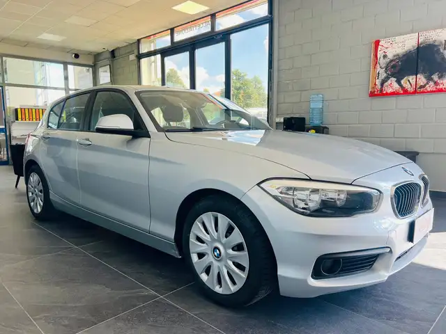 BMW 116 Serie 1 F/20-21 2015 116d eff.dynamics Advantage 5p