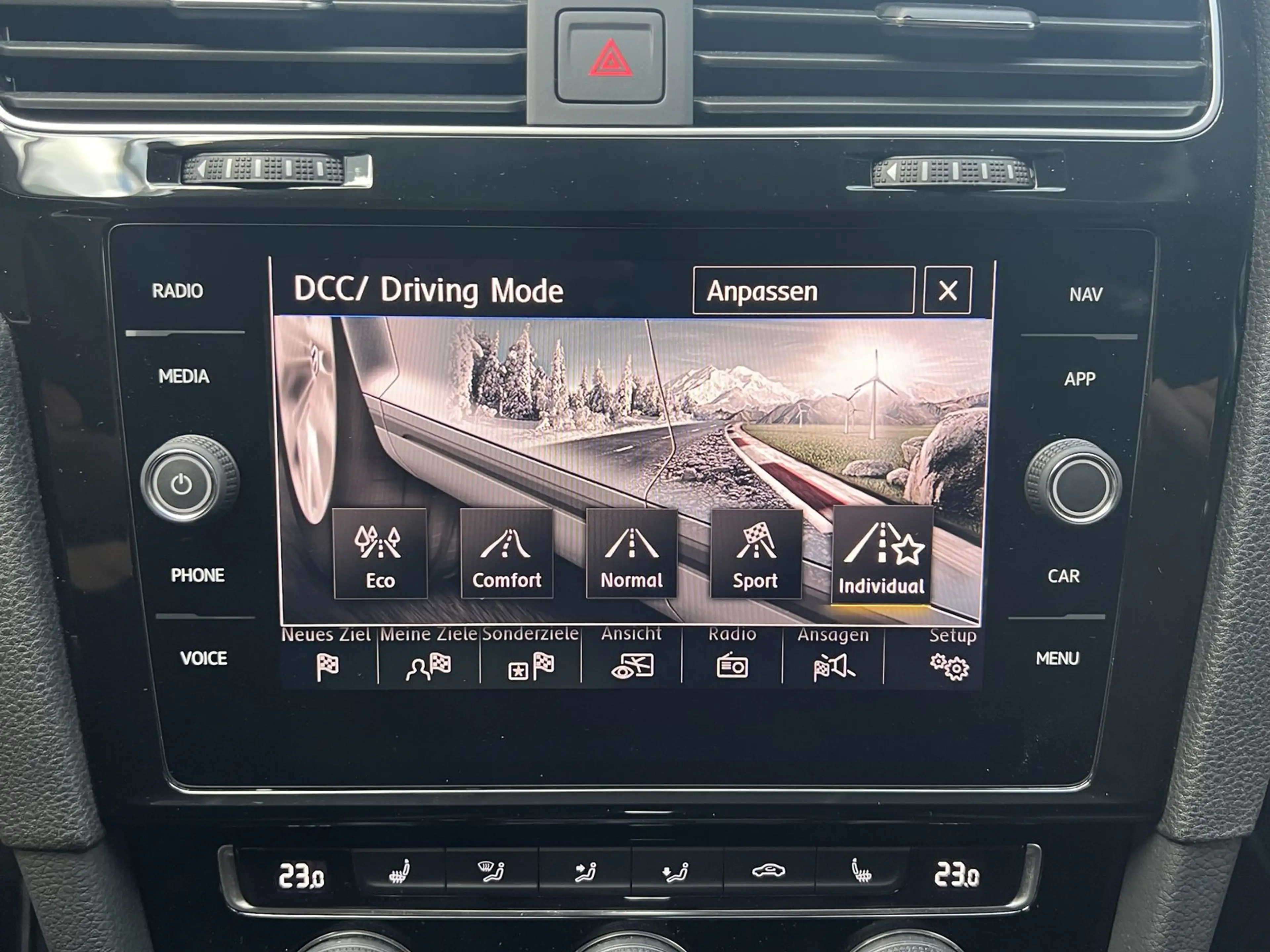 Volkswagen Golf Highline BMT/Start-Stopp — photo 8