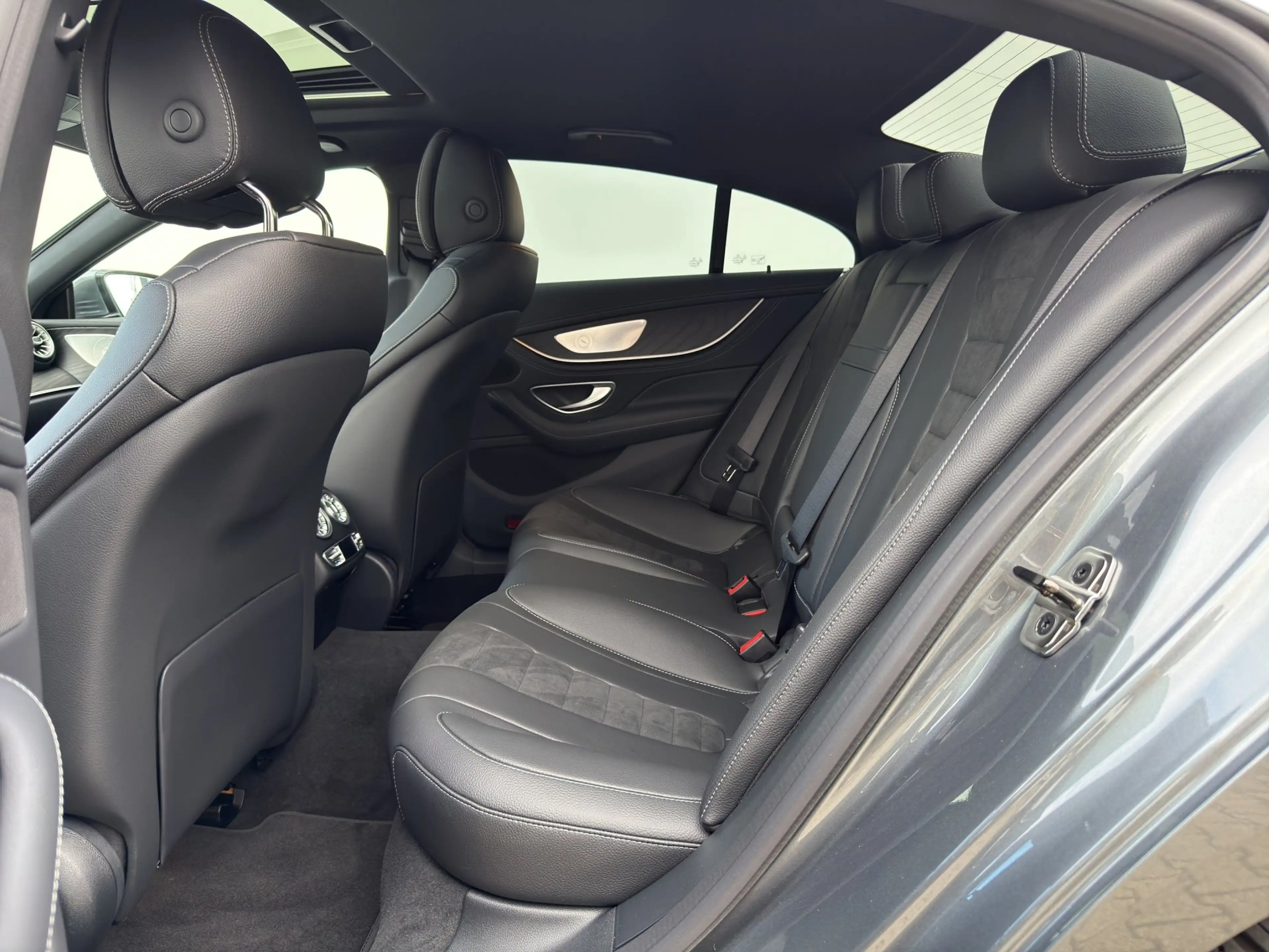 Mercedes-Benz CLS 450 — photo 9
