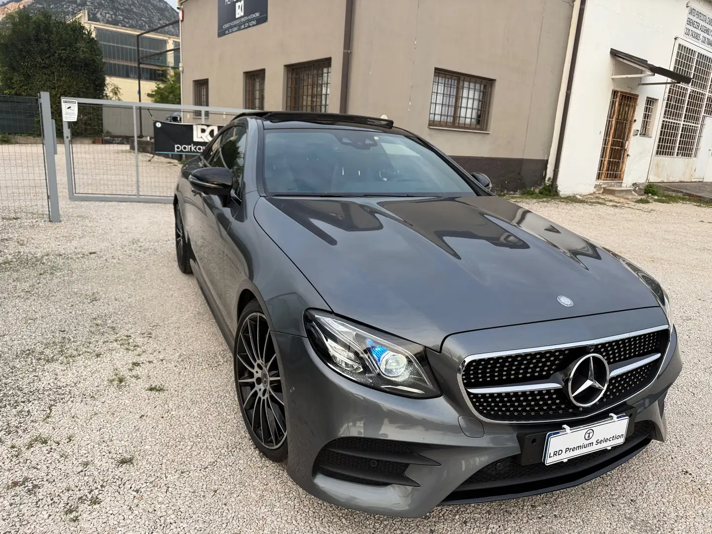 Mercedes-Benz E 220 E Coupe 220d Premium AMG Tetto+Navi+Led+Full Top - 2