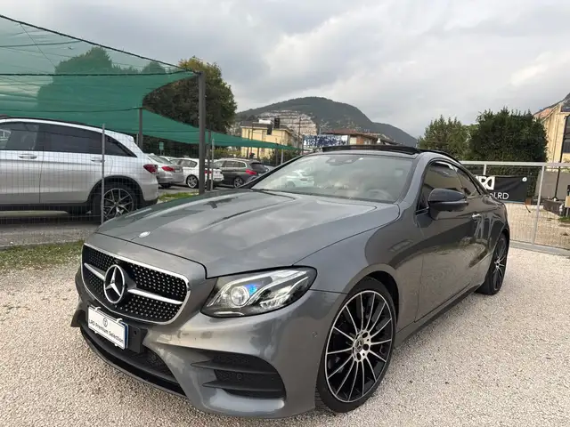Mercedes-Benz E 220 E Coupe 220d Premium AMG Tetto+Navi+Led+Full Top