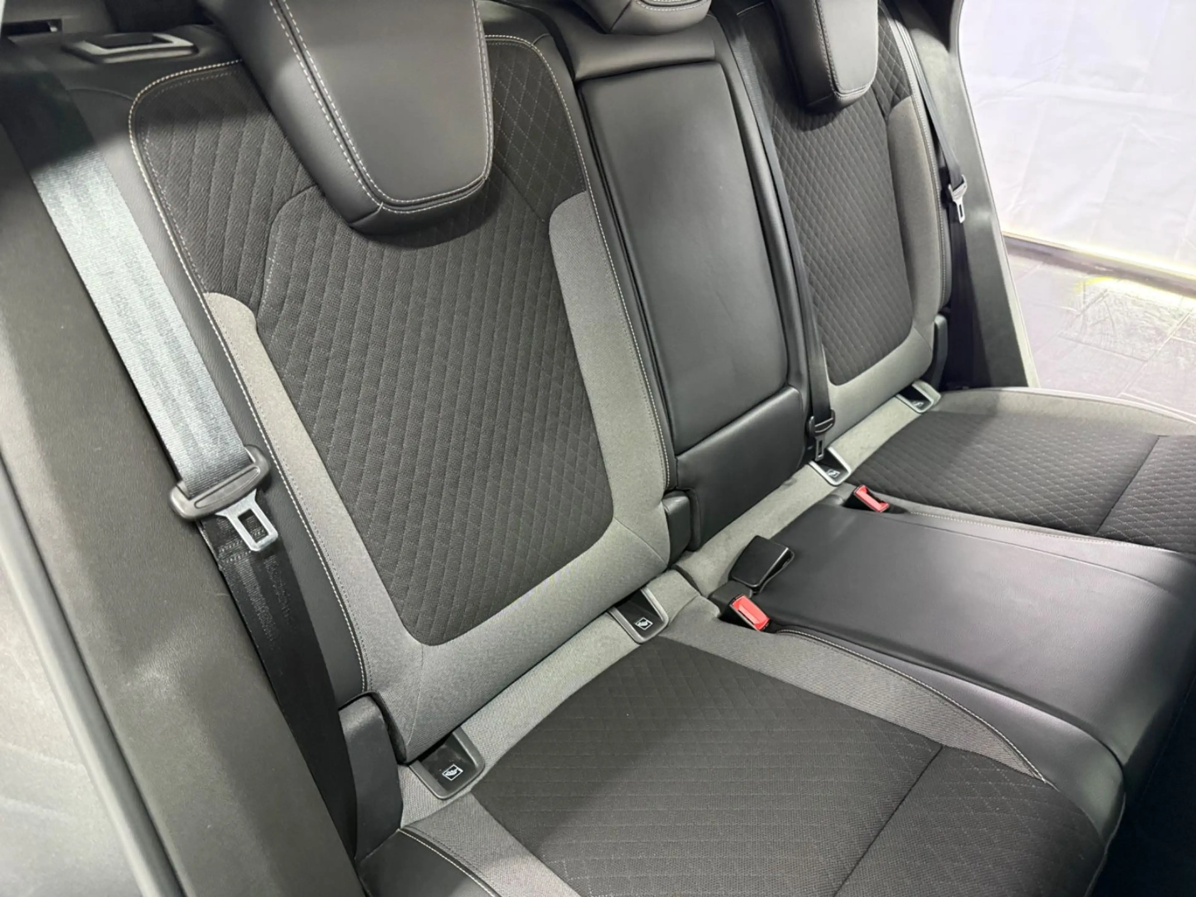 Opel Grandland X Grandland Innovation Aut LED CAM LEDER APPLE NAV — photo 13