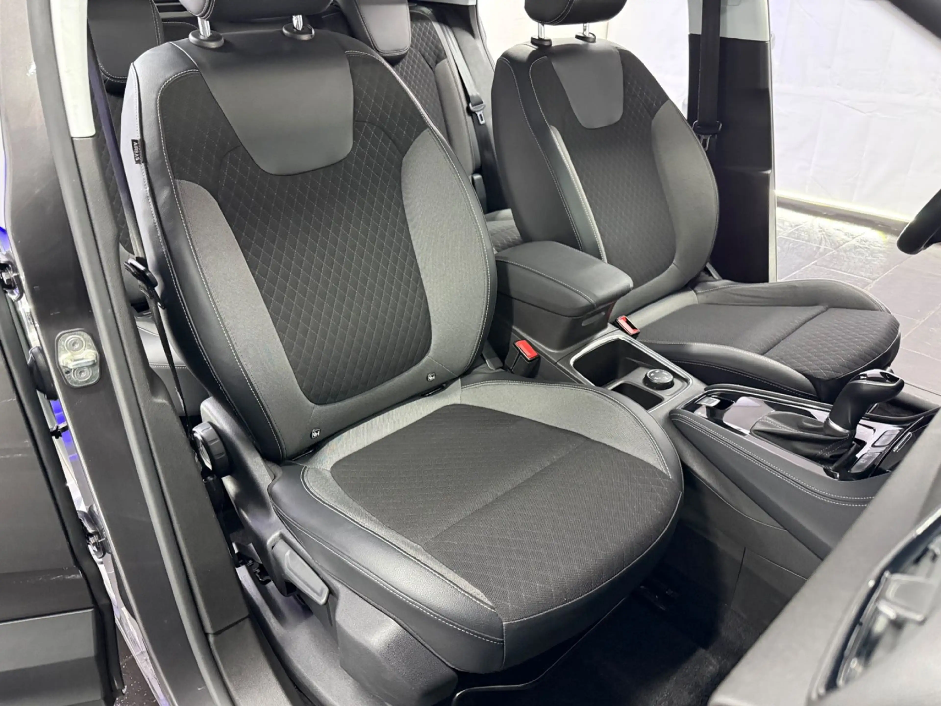 Opel Grandland X Grandland Innovation Aut LED CAM LEDER APPLE NAV — photo 15