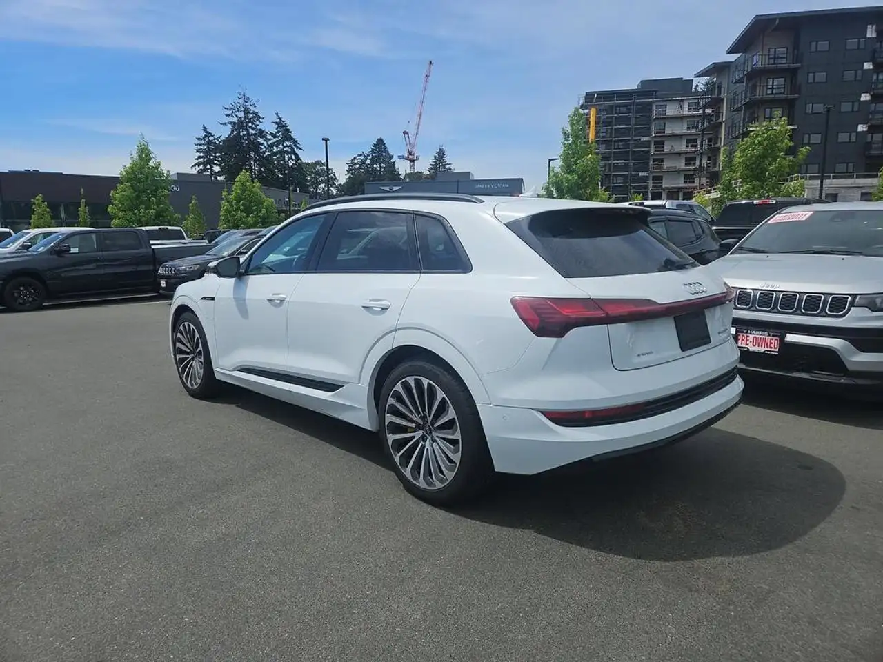 Audi e-tron снимка Audi e-tron