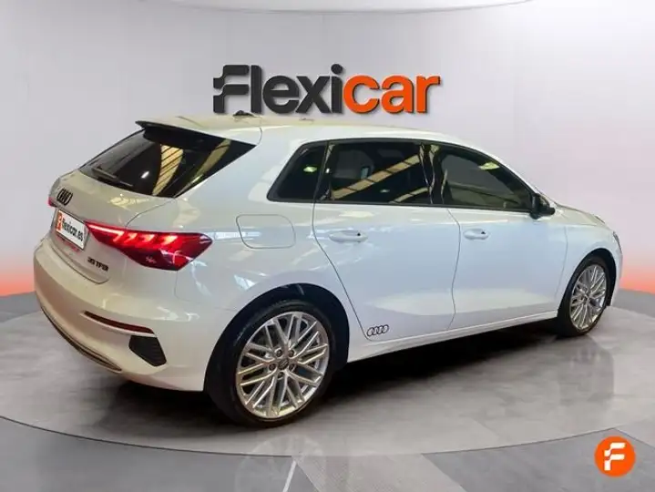 Audi A3 Sportback 35 TFSI Advanced 6 vel. 2022, foto 8