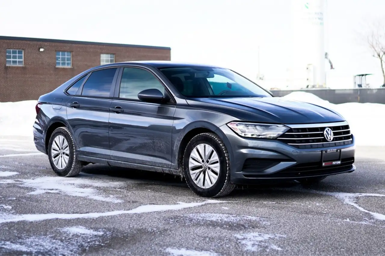 Volkswagen Jetta снимка Volkswagen Jetta