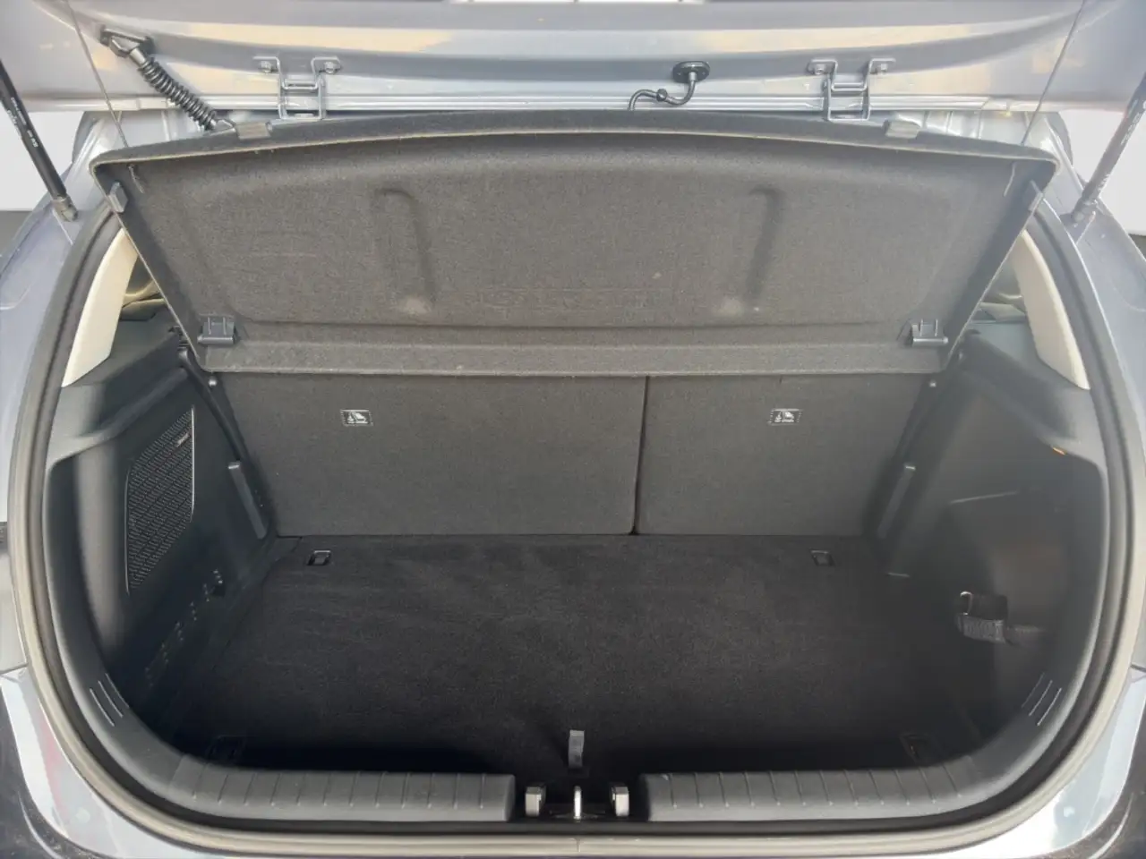 Hyundai i20 EDITION 30+ 1.0 T-GDi (48V) DCT *BOSE*CAM*CARPLAY*, миниатюра 9