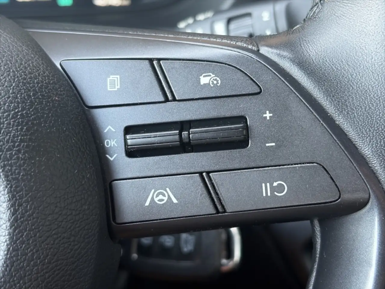 Hyundai i20 EDITION 30+ 1.0 T-GDi (48V) DCT *BOSE*CAM*CARPLAY*, миниатюра 17