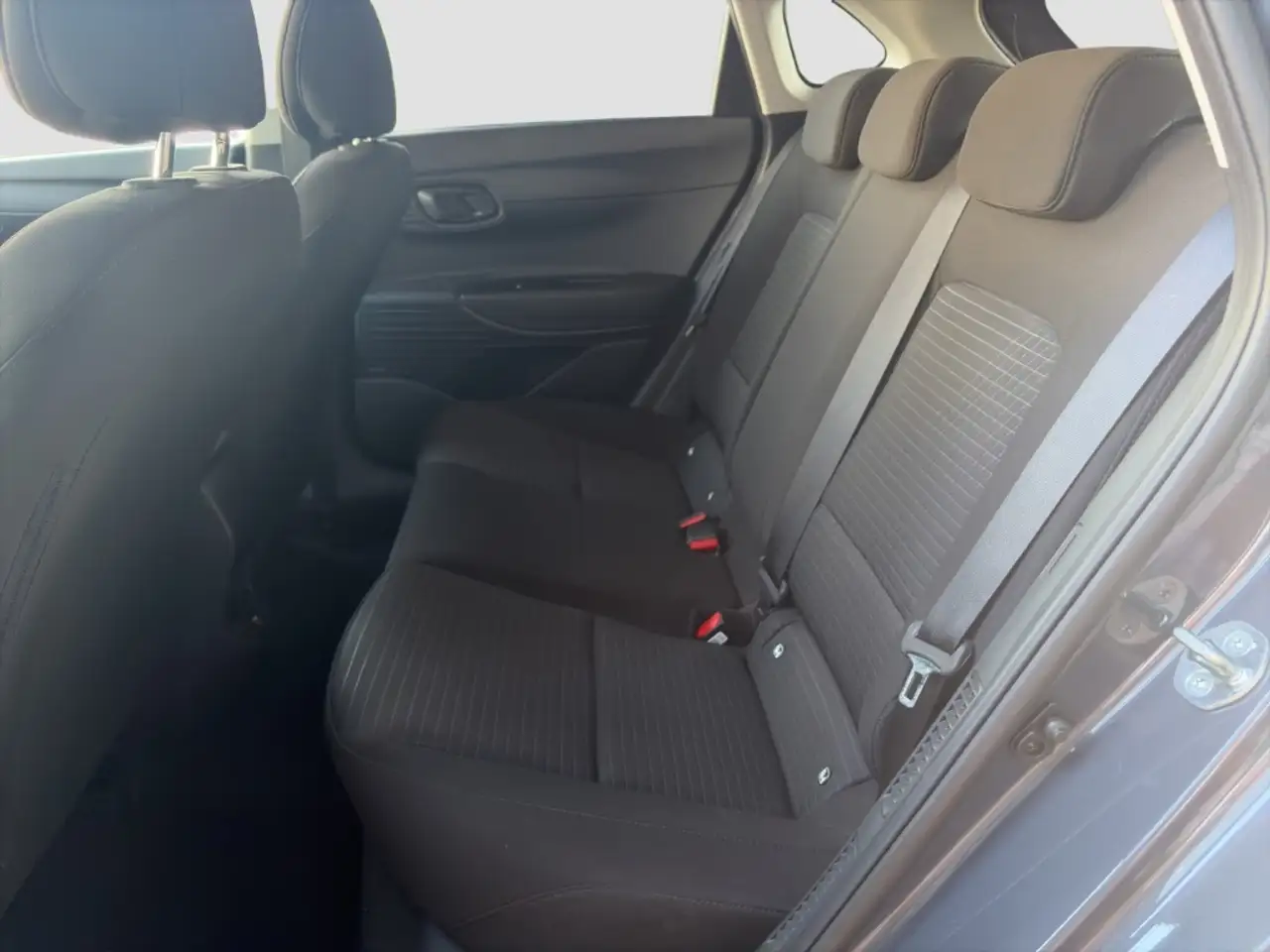 Hyundai i20 EDITION 30+ 1.0 T-GDi (48V) DCT *BOSE*CAM*CARPLAY*, миниатюра 8