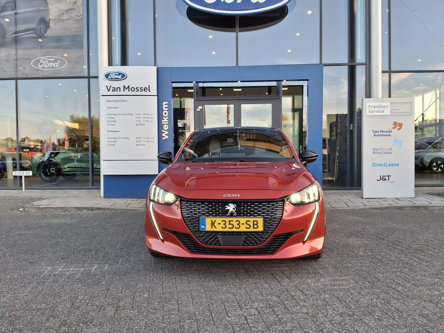 Peugeot 208 1.2 PureTech GT Pack | Automaat | 1e Eigenaar | St Rood - 2