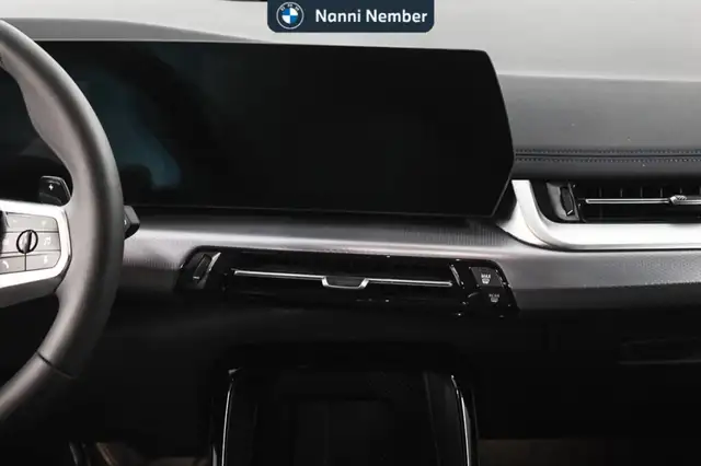 BMW 2 Series view 12
