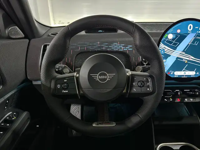 Mini Countryman view 12