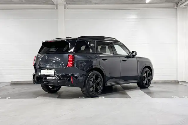 Mini Countryman view 6