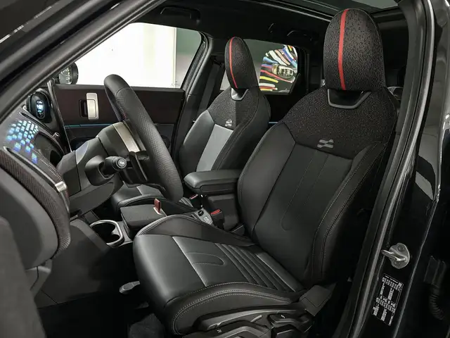 Mini Countryman view 9