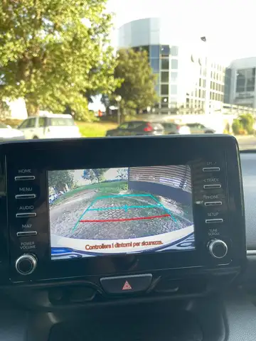 Toyota Yaris view 12