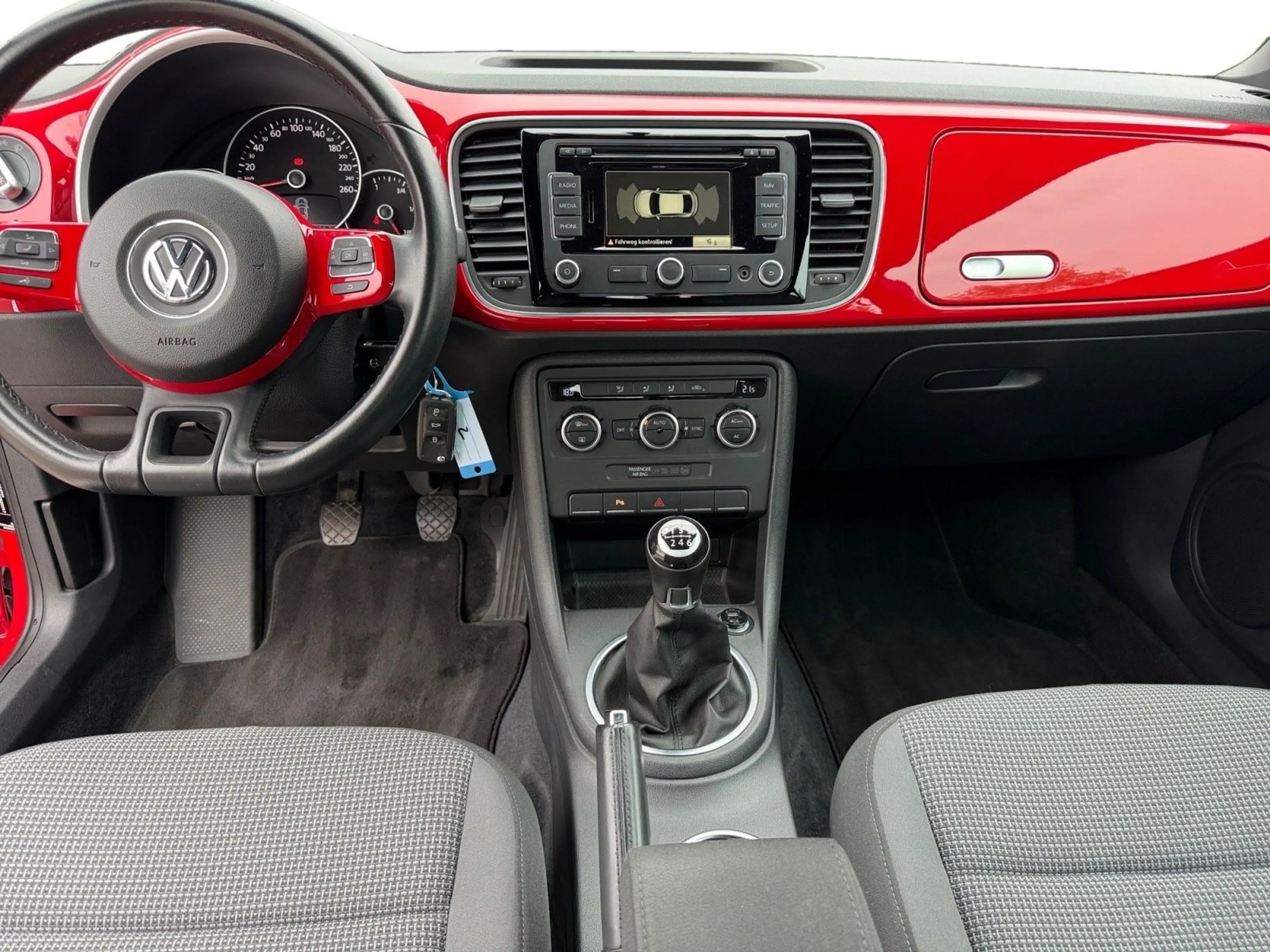 Volkswagen Beetle Lim. Design — photo 12
