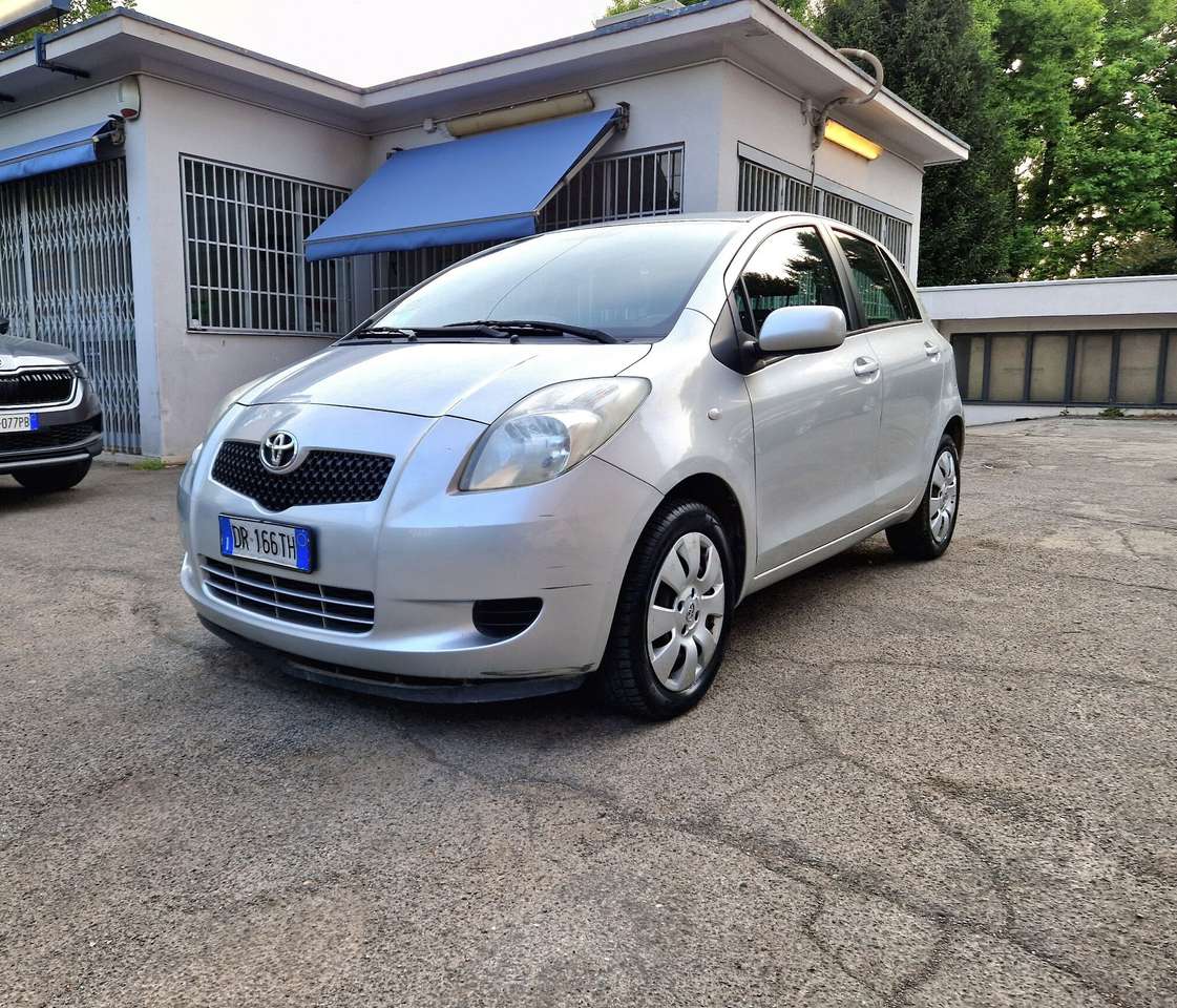 Toyota Yaris 5p 1.0 Sol *OK NEOPATENTATI *