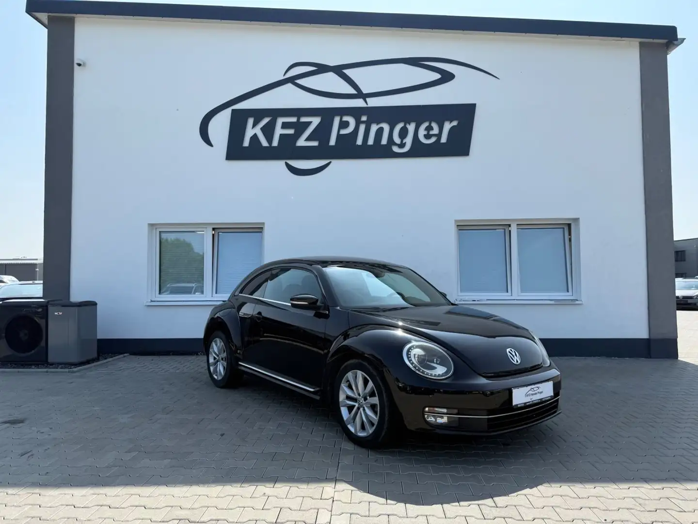 Volkswagen Beetle 2.0 TDI DSG Design Schwarz - 1