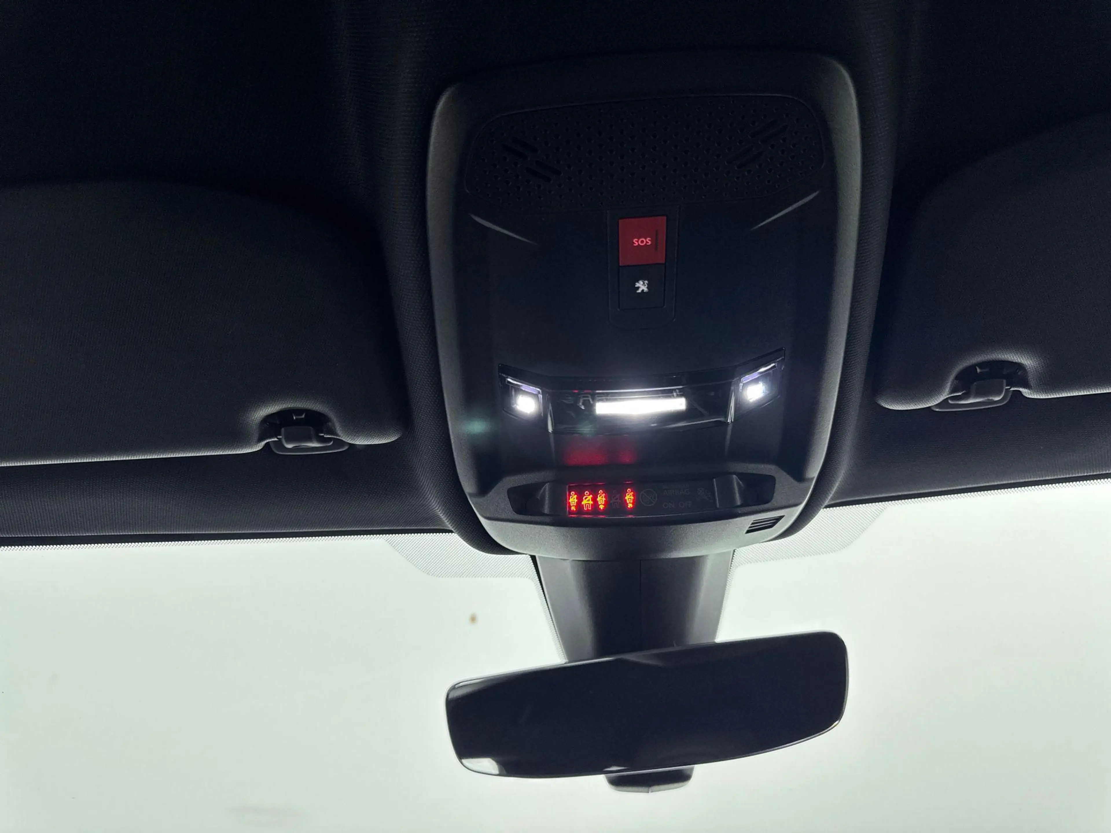 Peugeot 208 1.2 PURETECH GT-LINE | CLIMA | CRUISE | CAMERA | N — photo 15