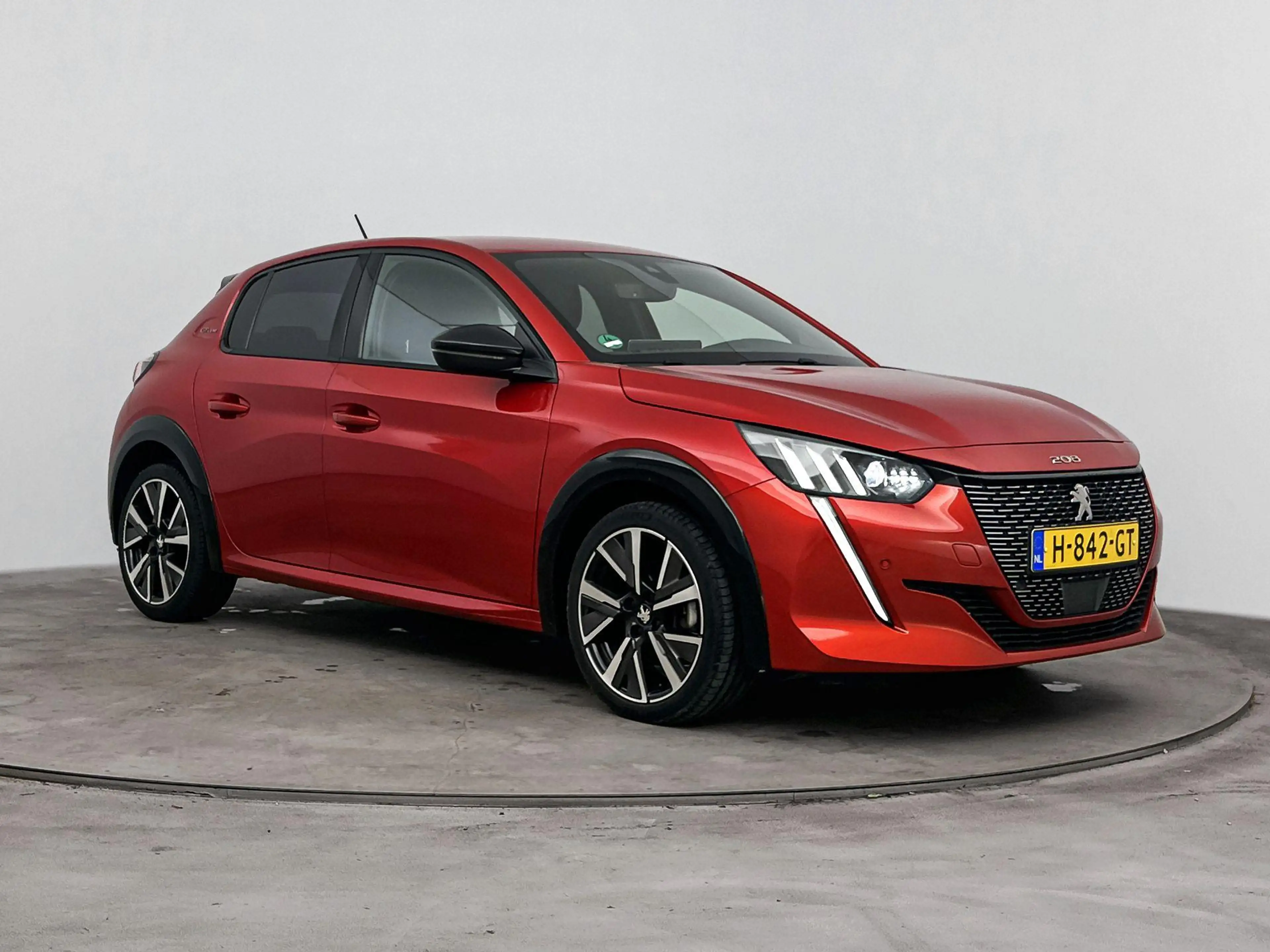 Peugeot 208 1.2 PURETECH GT-LINE | CLIMA | CRUISE | CAMERA | N — photo 6