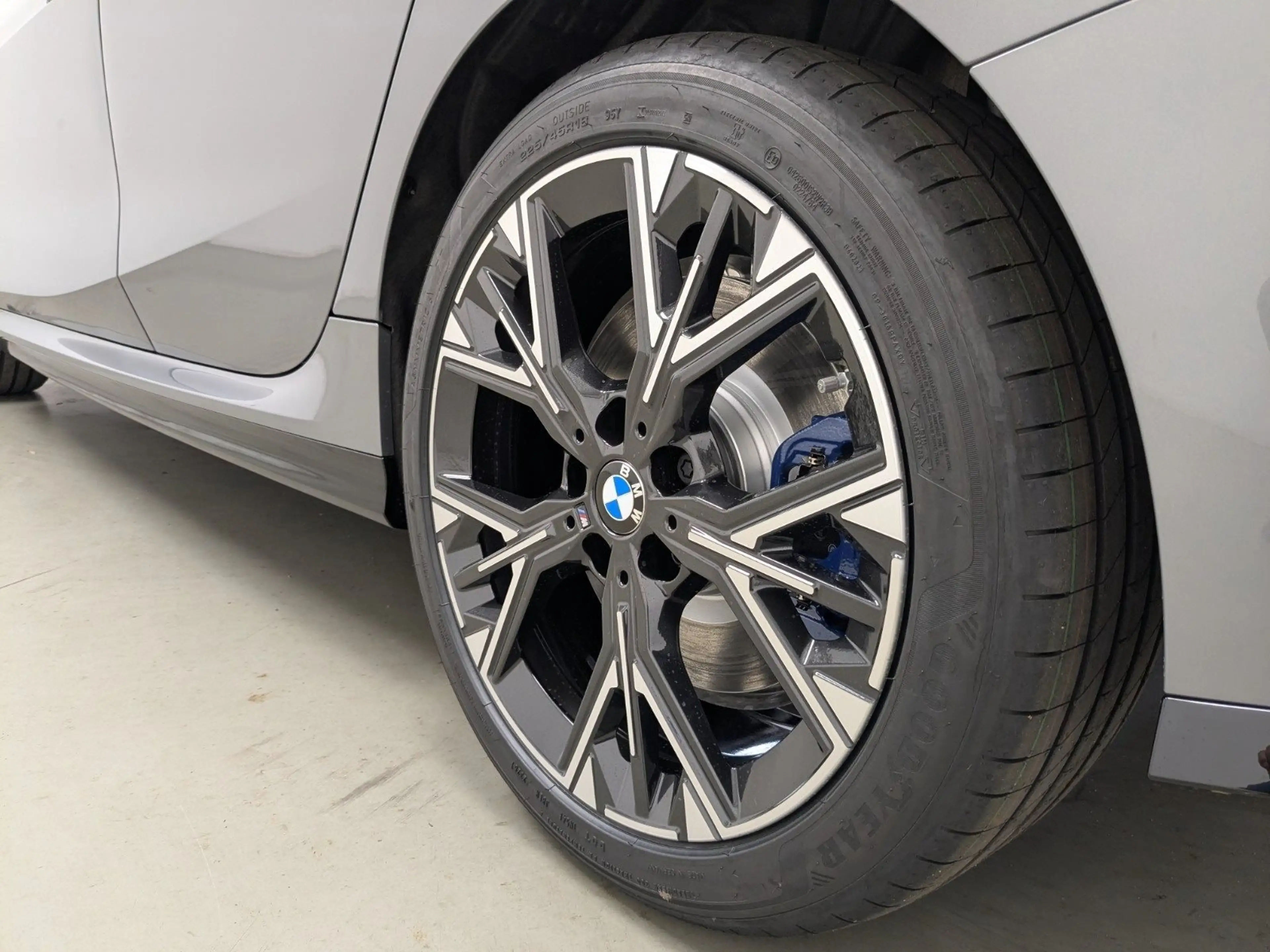 BMW 135 M135 xDrive M Sport HUD ACC 360°KAM RFK NAVI LM — photo 12