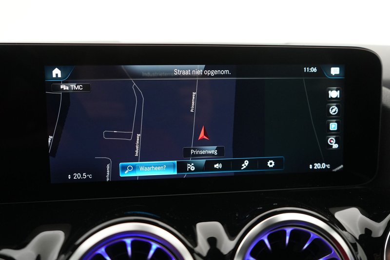 Mercedes-Benz GLA 180 Class 180dA Business Solution Luxury LEDER/CUIR LE — photo 15