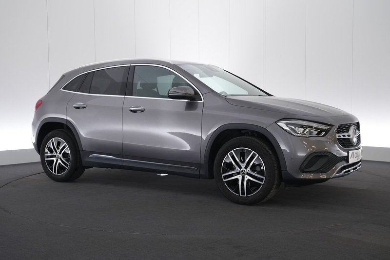 Mercedes-Benz GLA 180 Class 180dA Business Solution Luxury LEDER/CUIR LE — photo 4