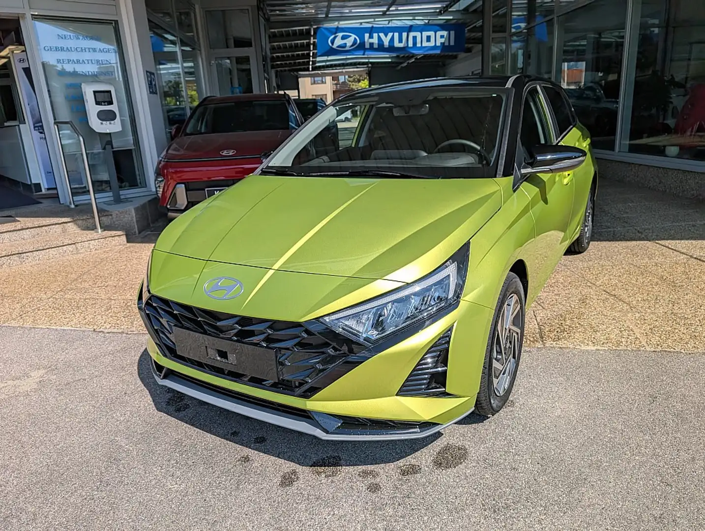 Hyundai i20 1,0 T-GDI GO PLUS Geel - 1