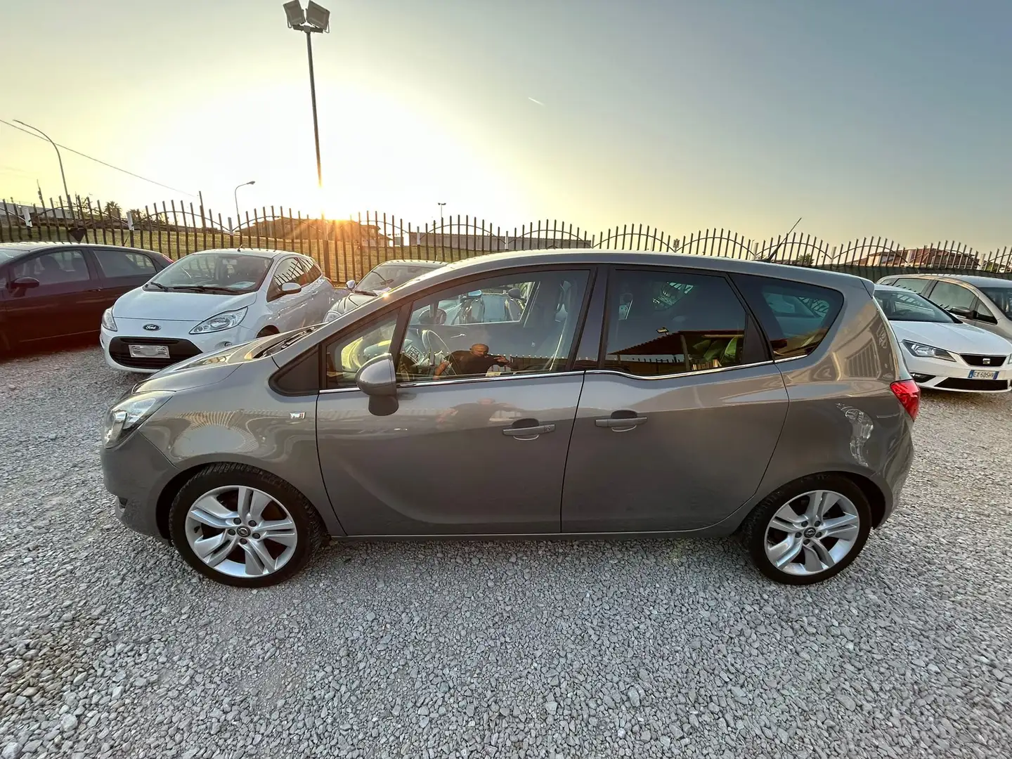Opel Meriva Meriva 1.4t Cosmo Gpl-tech 120cv Bronze - 2