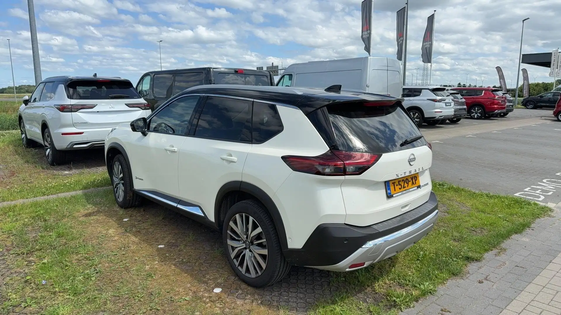 Nissan X-Trail 1.5 e-Power Tekna Plus Wit - 2