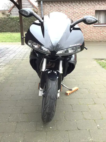 Buell 1125 R - foto 2