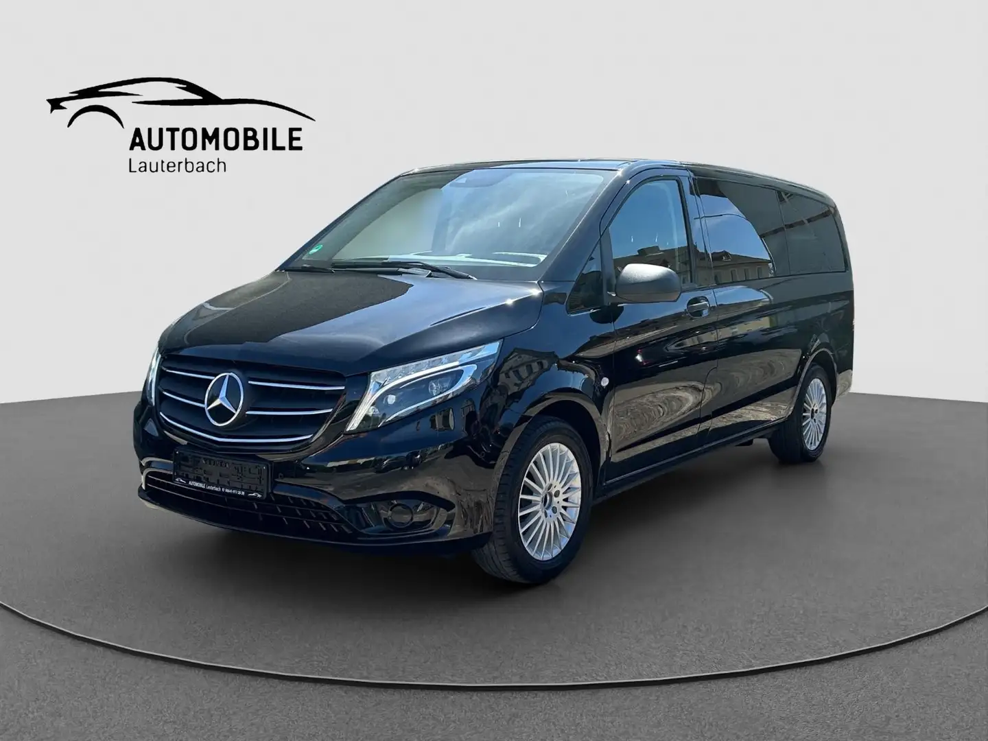 Mercedes-Benz Vito Tourer/119/CDI Pro lang/LED/SH/AHK/1.HAND Schwarz - 1