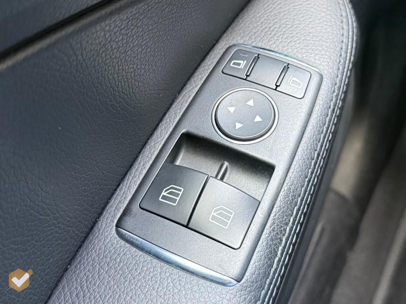 Mercedes-Benz SLK 200 200 CarbonLOOK Edition Automaat *Geen Afl. kosten* — photo 29