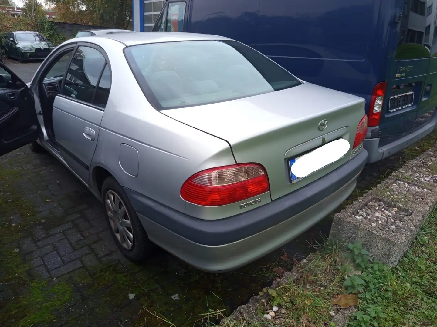 Toyota Avensis 1.8 Combi linea terra - 2