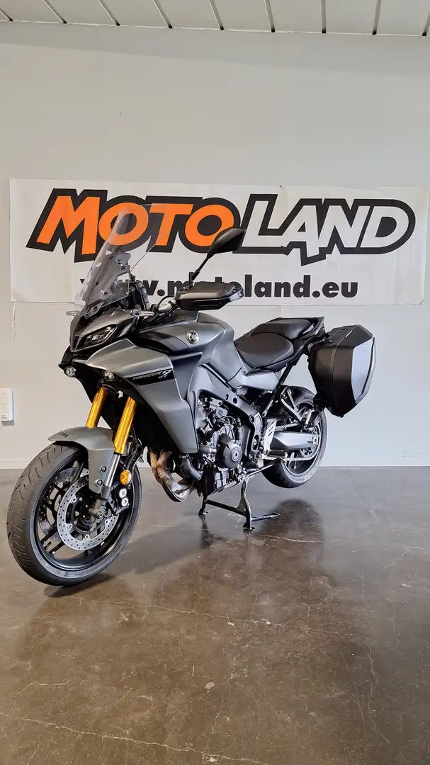Yamaha Tracer 9 GT Gris - 1