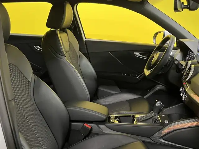 Audi Q2 view 19