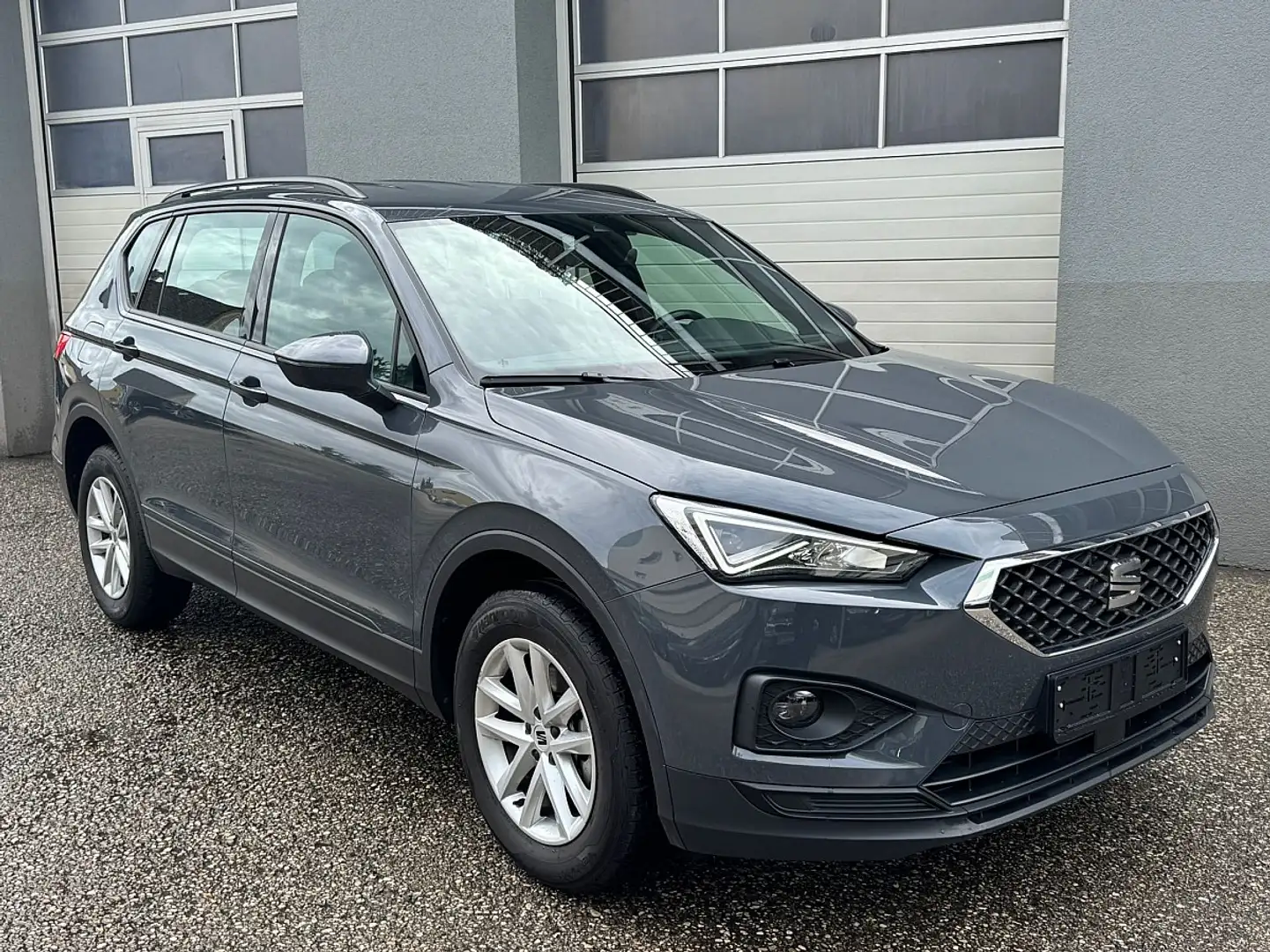 SEAT Tarraco 2,0 TDI Style DSG *7-SITZER* Grau - 2