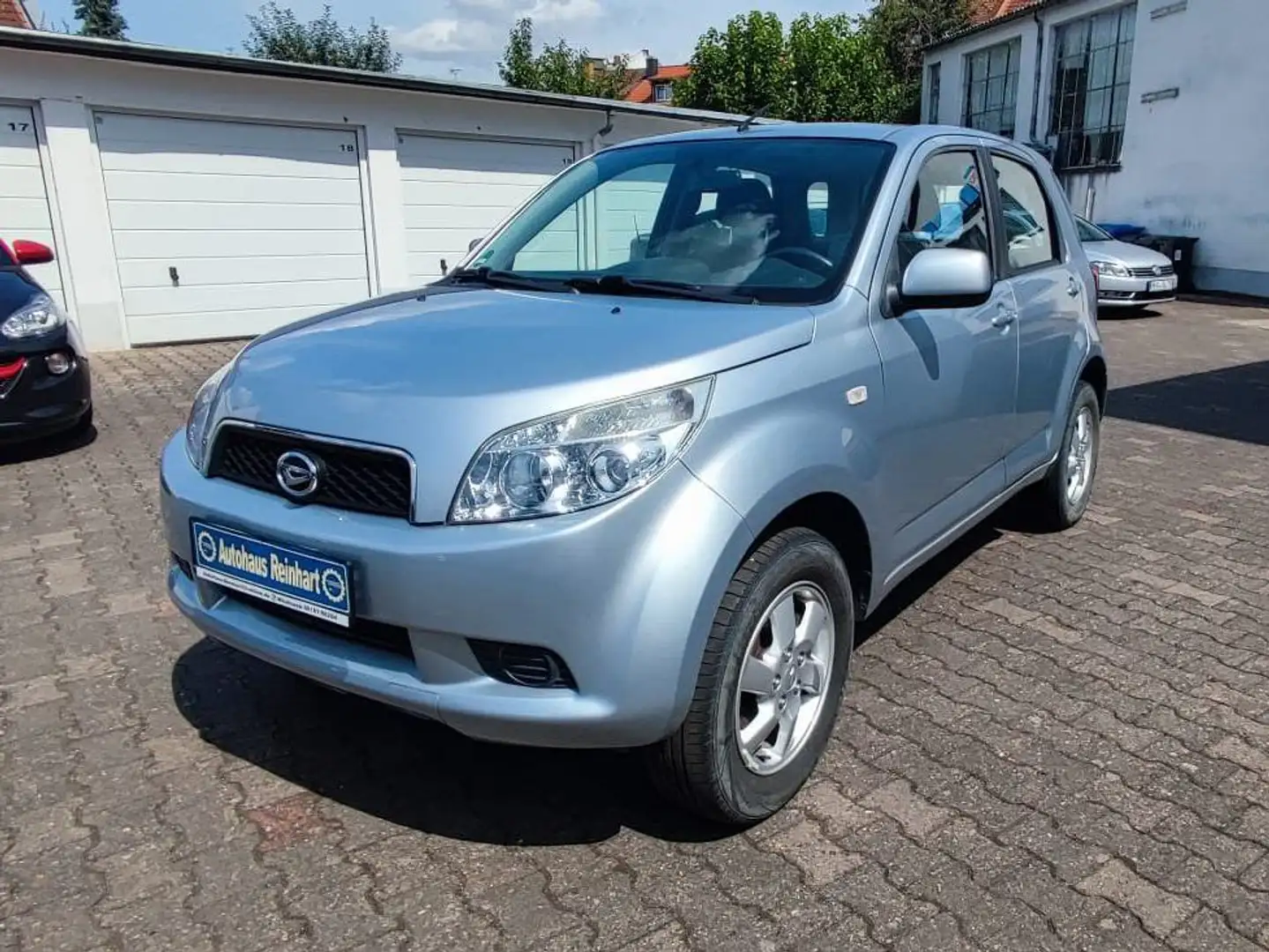 Daihatsu Terios 4WD  Top TÜV au neu Срібний - 1