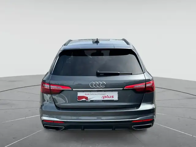 Audi A4 view 7