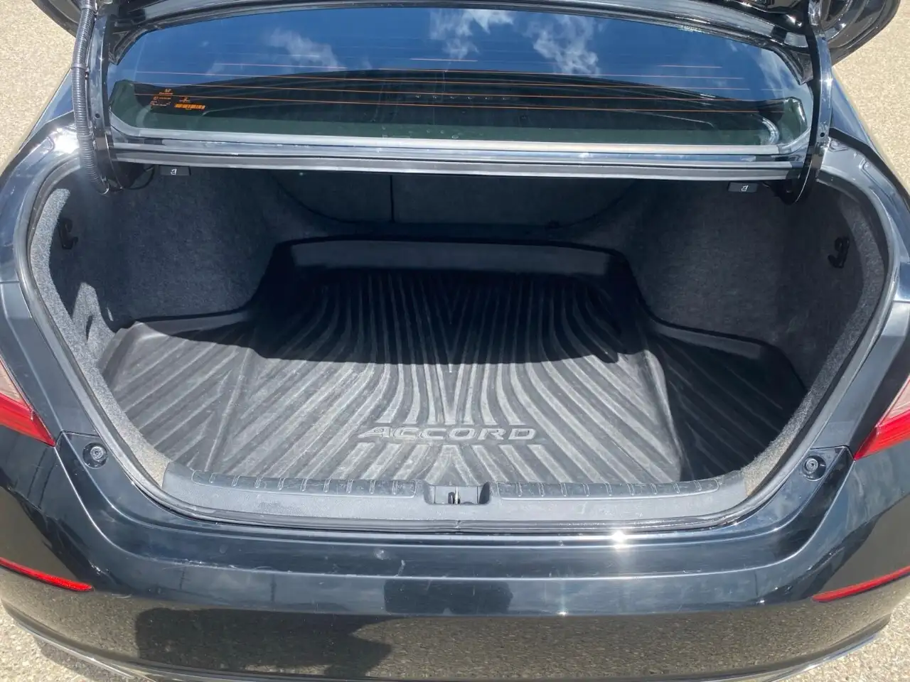Honda Accord снимка Honda Accord