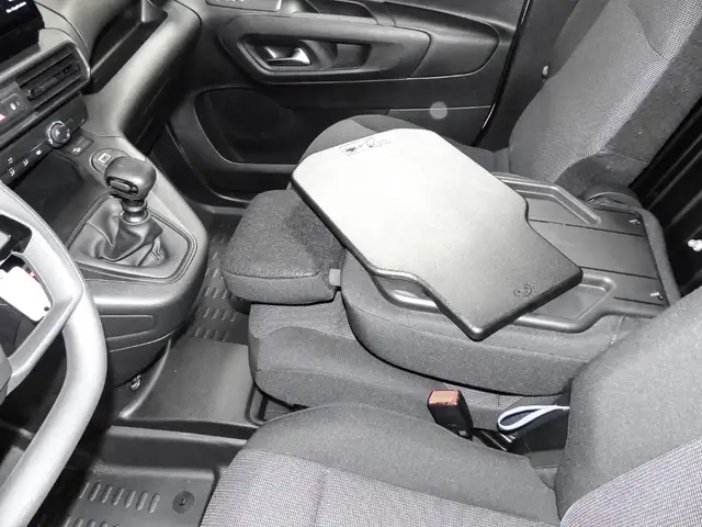 Opel Opel Combo view 8