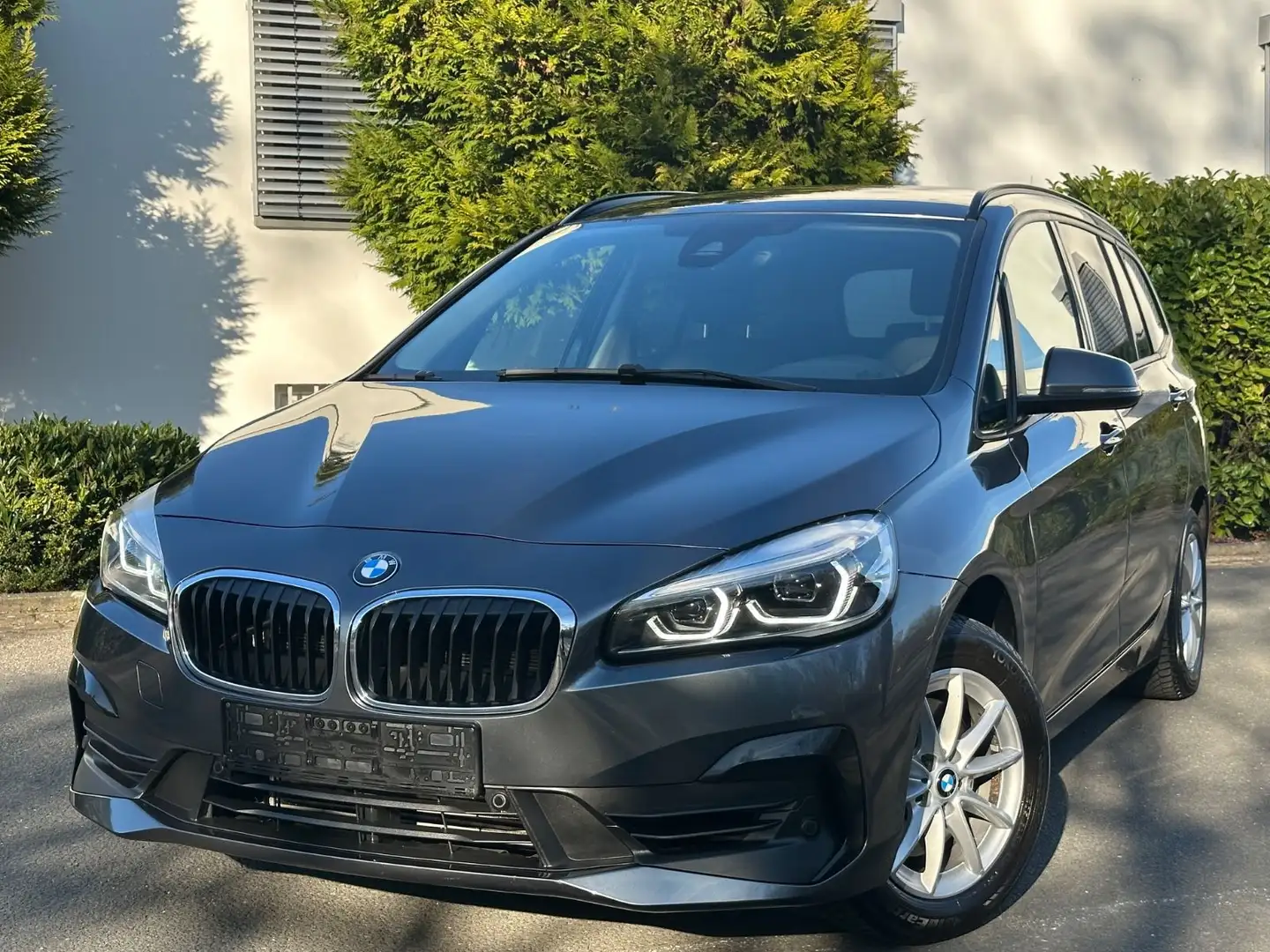 BMW 218 ADVANTAGE*NAVIGATION*89-TKM Gris - 2
