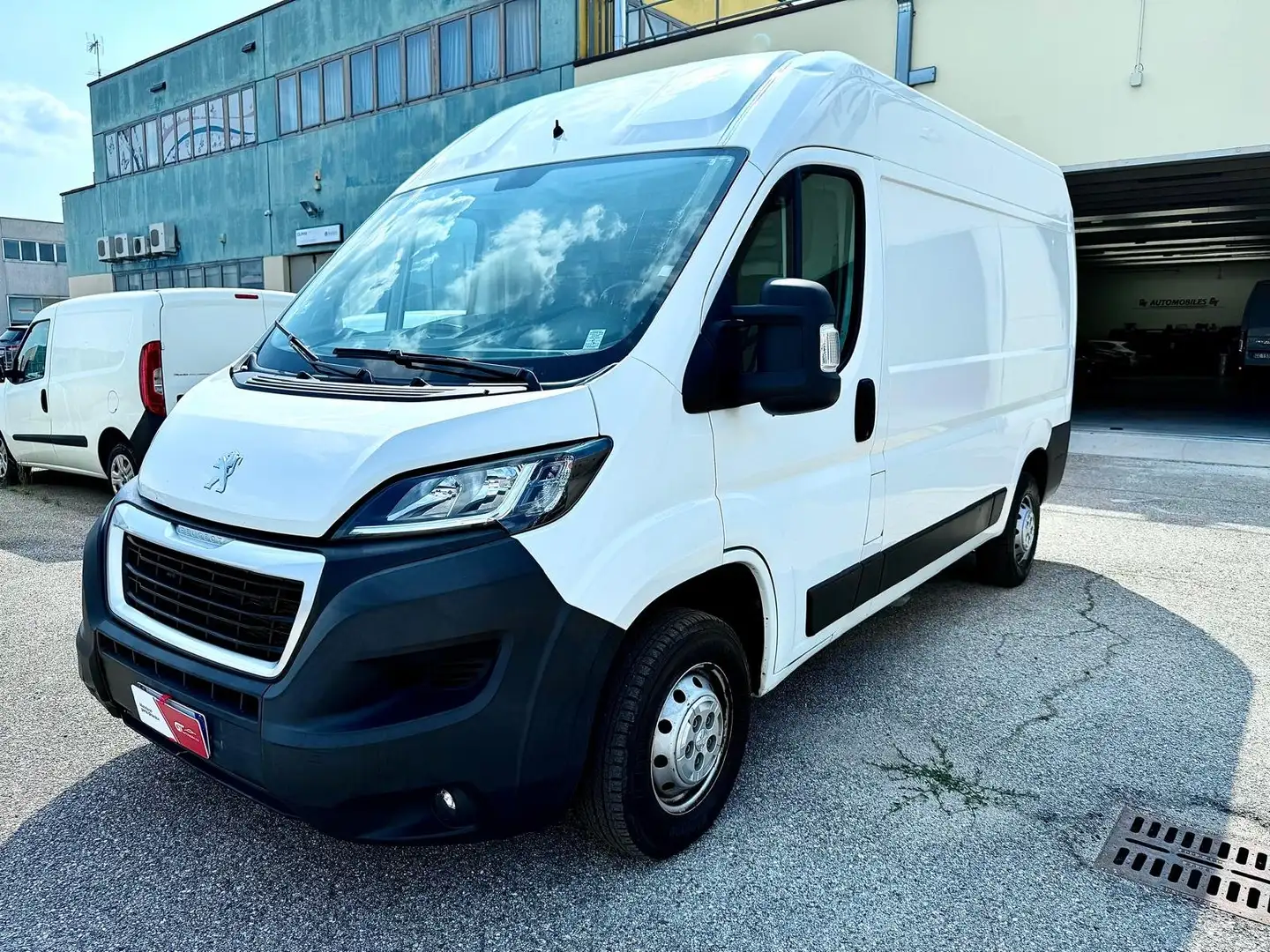 Peugeot Boxer Boxer 335 2.0 BlueHDi 130CV PM-TM L2H2 Bianco - 1