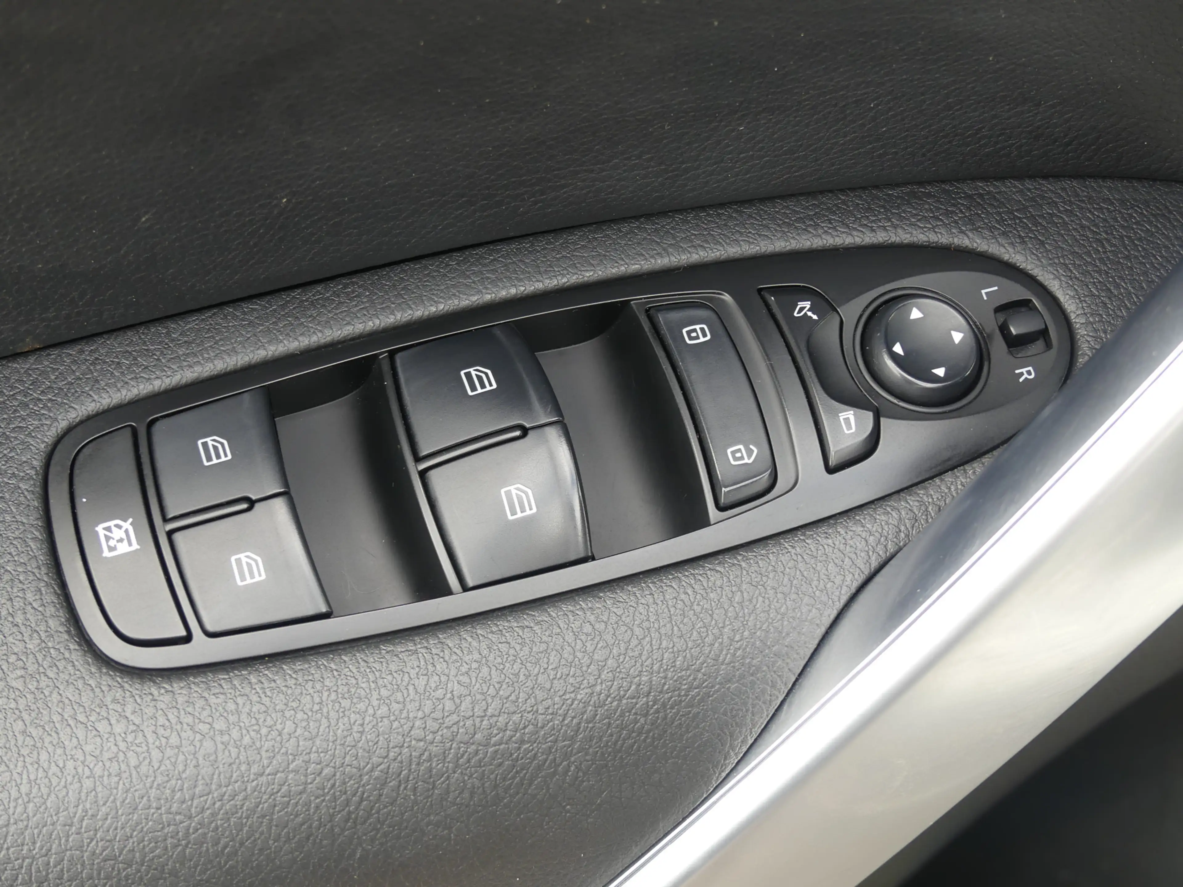 Mercedes-Benz X 350 d 4-MATIC 3500KG Trekgewicht Camera/Leer/Led — photo 11